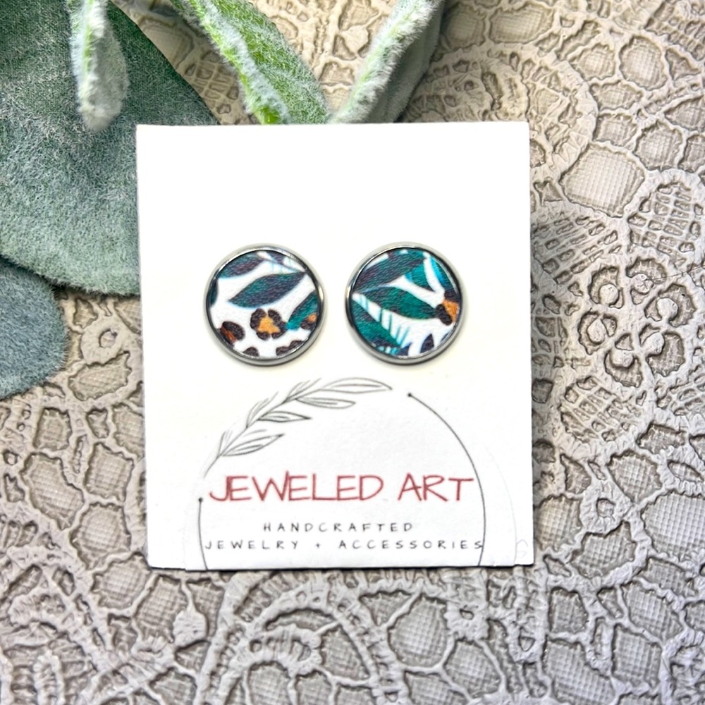 JEWELED ART Handcrafted | Hidden Spots Stud Earrings | Free to Wander Collection